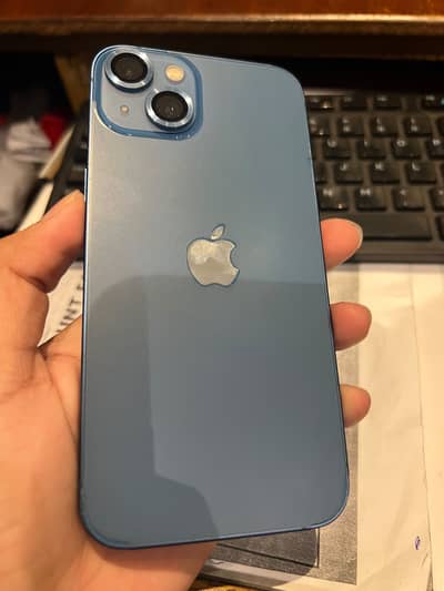 Apple iPhone 13