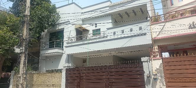 10 Marla House Available For Sale