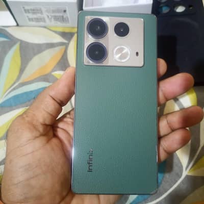Infinix Note 40  8+8 ram 256 gb ROM with box