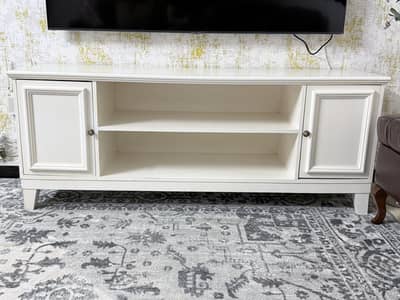 New designer tv console urgent sale