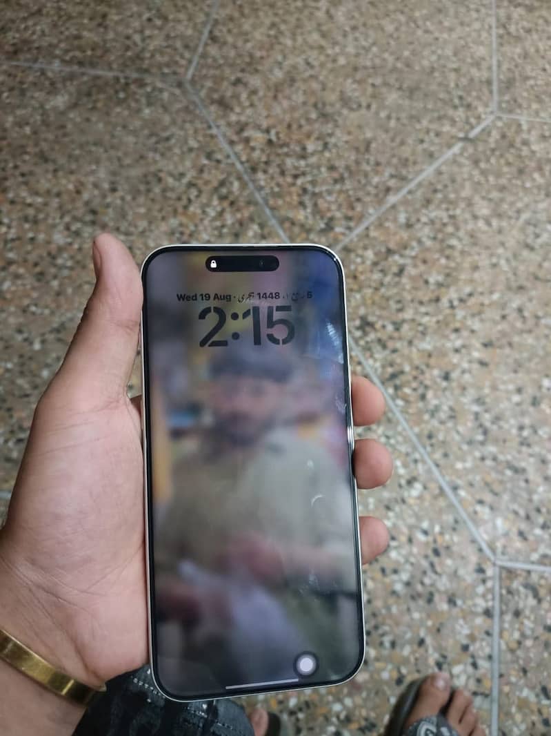Apple iPhone 17 Pro Max 1