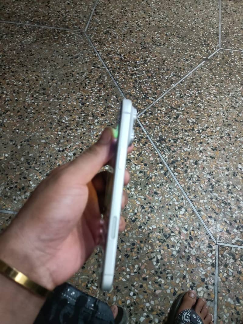 Apple iPhone 17 Pro Max 5