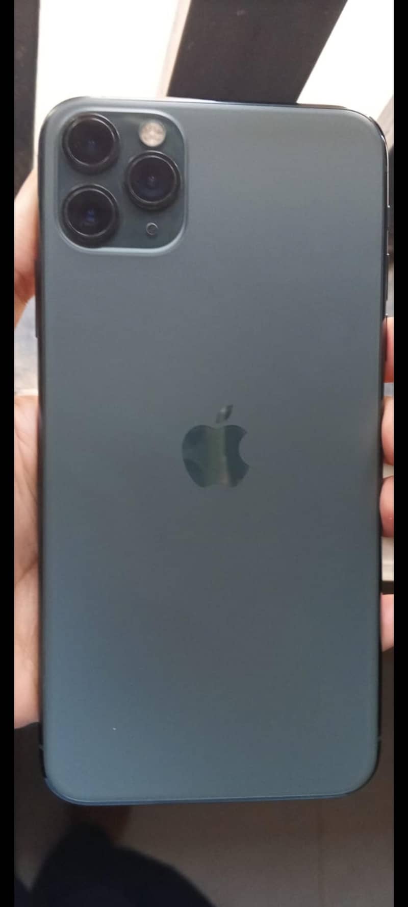 11 pro max 10/10 condition 2