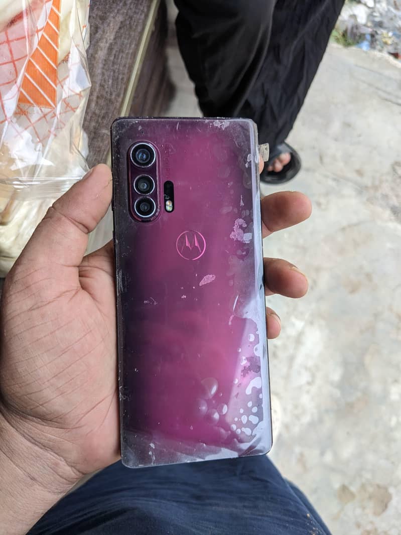 Moto edge plus 1