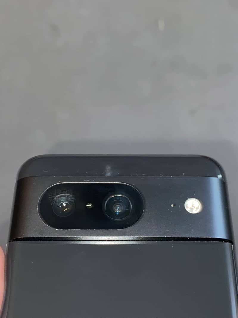 Google Pixel 8 3