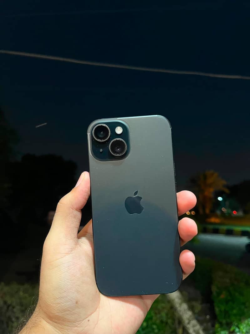Apple iPhone 15 2