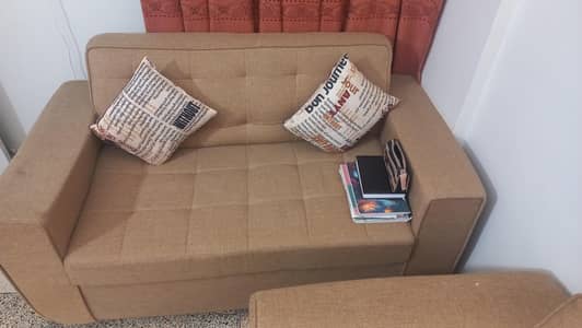 selling 7 seater sofa set in an excellent condition
