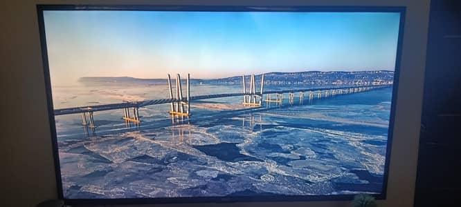 TCL 43" LED Tv