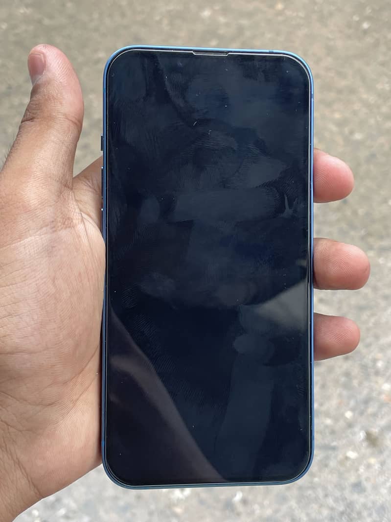 Apple iPhone 13 2