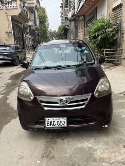 Daihatsu Mira 2012
