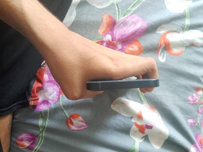 Apple iPhone 12 2