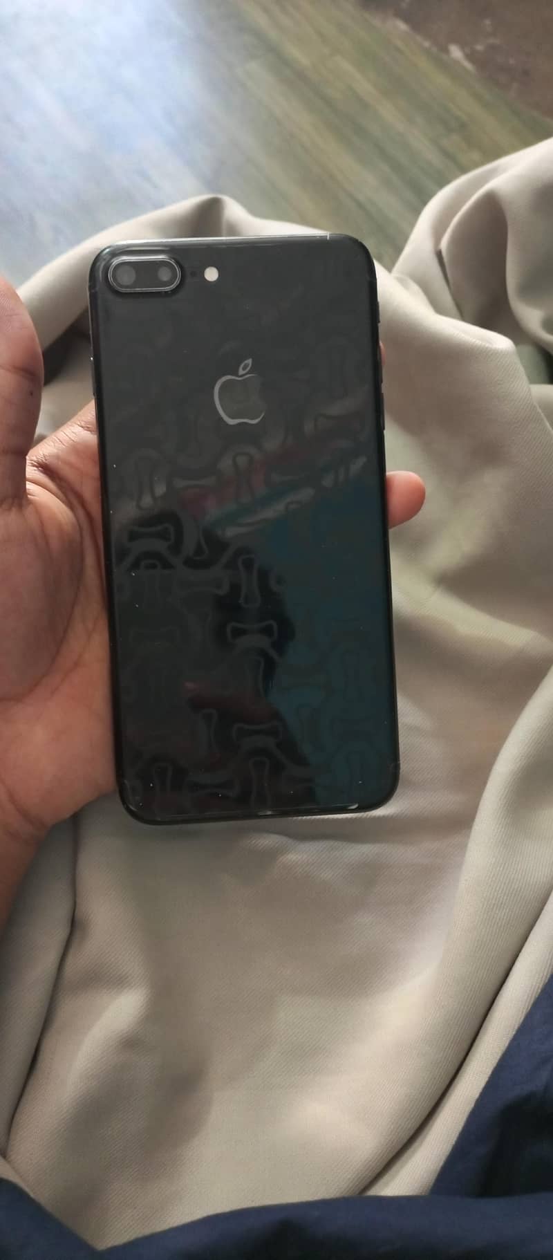Apple iPhone 7 Plus 7