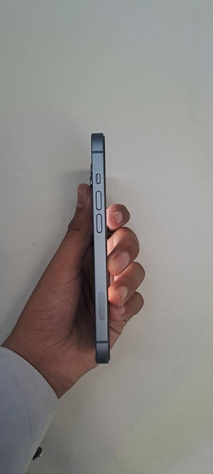 Apple iPhone 14 4