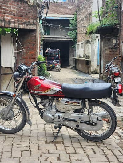 cg 125 special adition