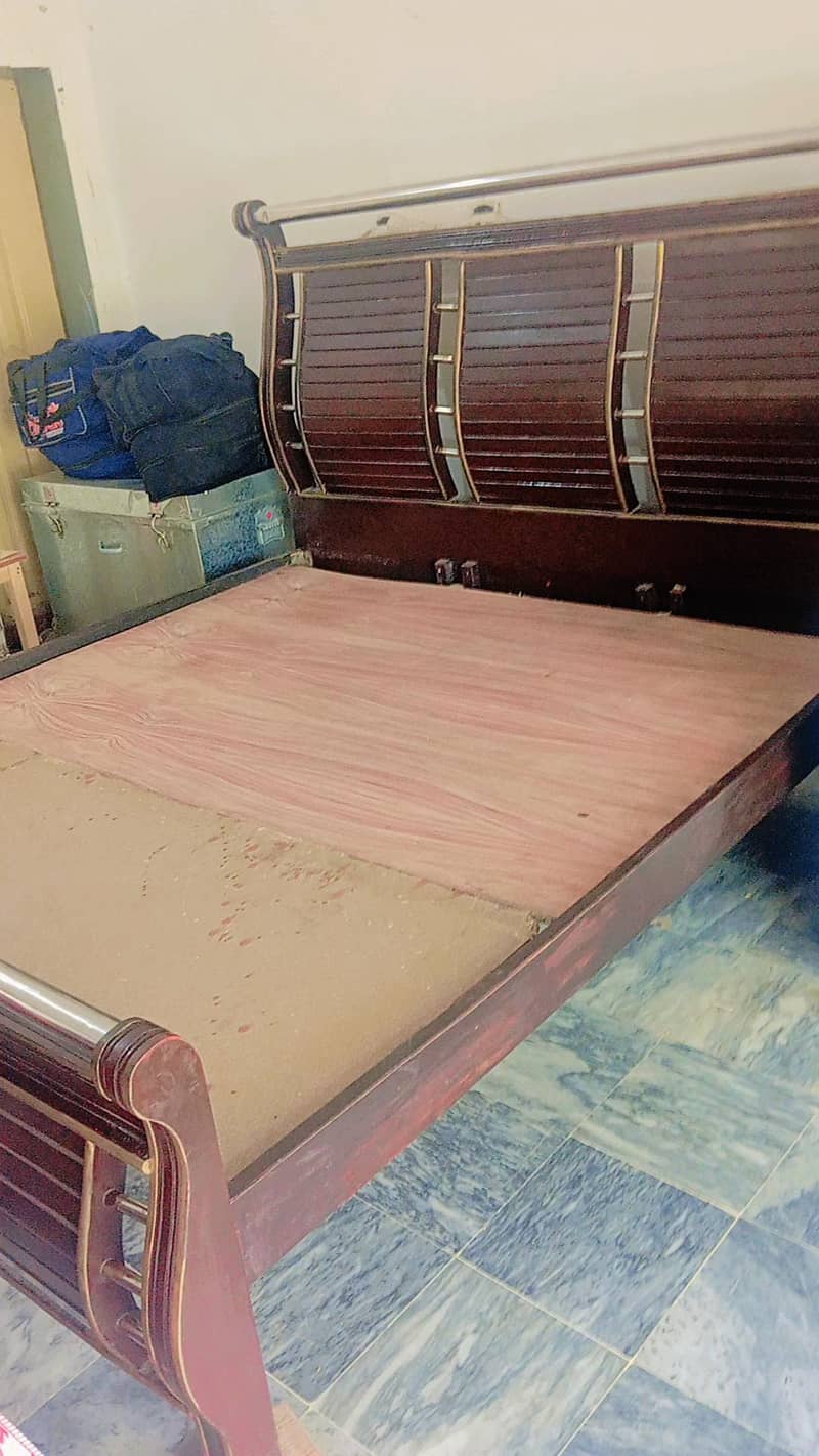 king size Bed 3