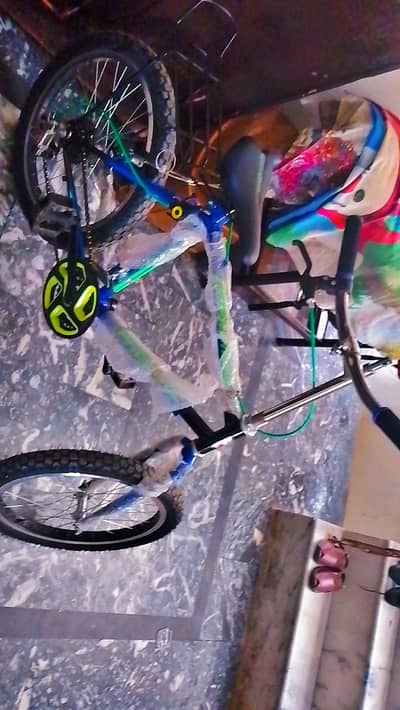 Cycle for sale condition 10/10 phoniex cycle only 4 days used