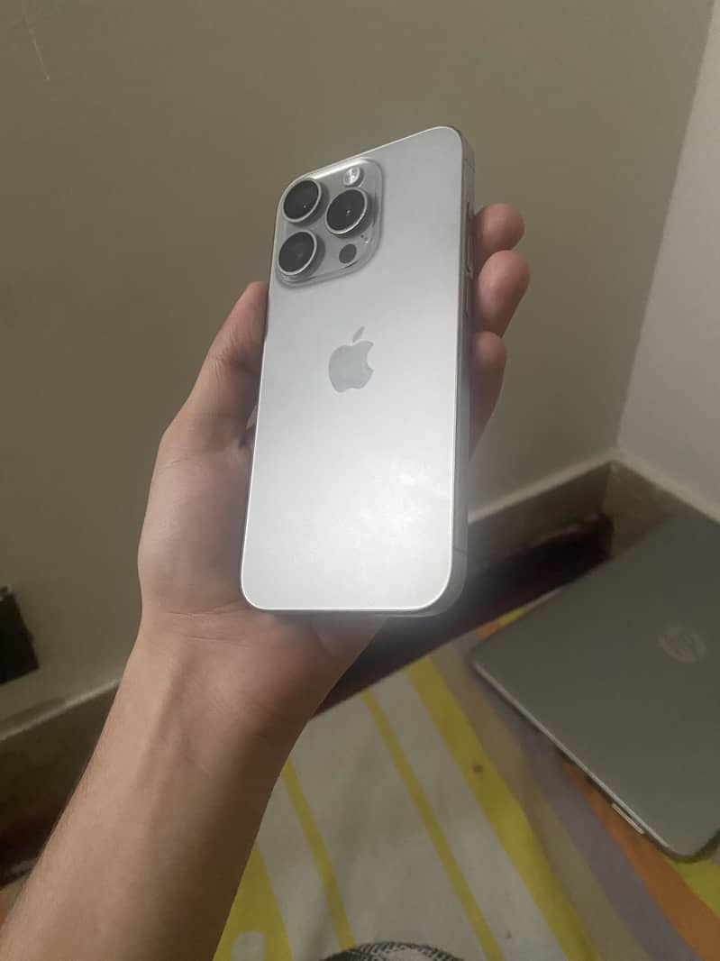 Apple iPhone 15 Pro 1