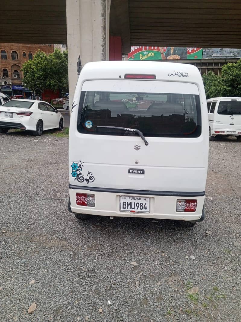 Suzuki Every 2016 1