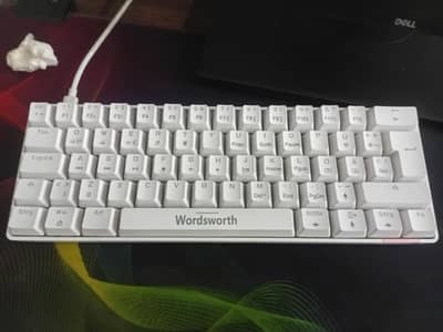 RGB 64 keys keyboard/RGB/nice sound