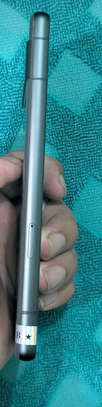 Google Pixel 7a 5