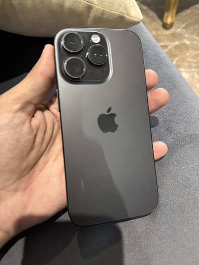 Apple iPhone 16 Pro