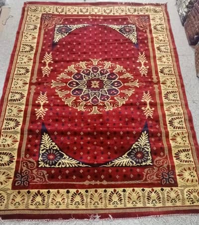 New Red Centre piece (Size 6×9)Free Home Delivery Price 3500