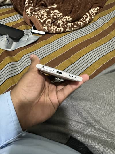 Vivo V40