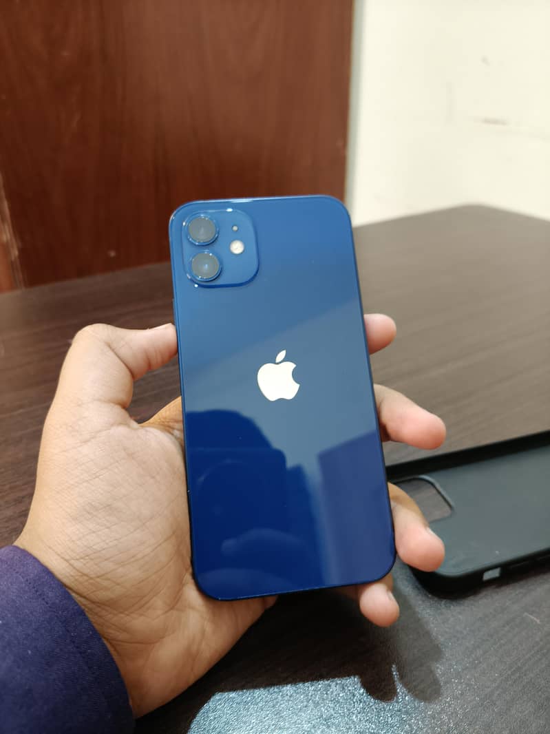 Apple iPhone 12 0