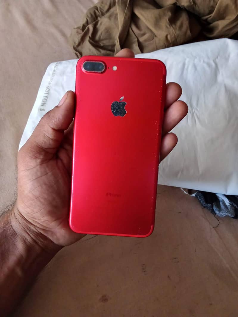Apple iPhone 7 Plus 4