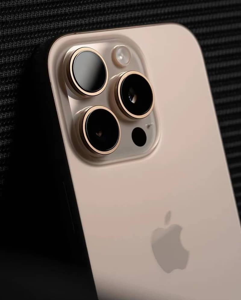 Apple iPhone 16 Pro Max 5