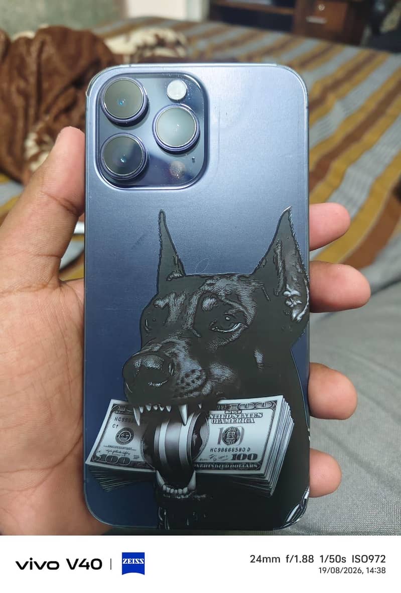 Apple iPhone 14 Pro Max 0