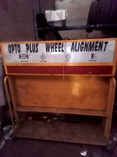 wheel allaienment machine