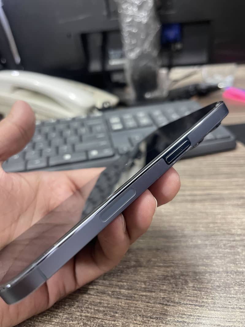 Apple iPhone 13 Pro 7