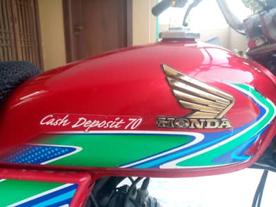 Honda 70 excellent condition 03224284933