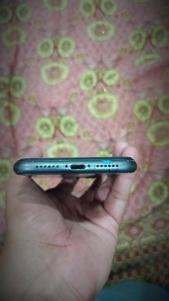 Apple iPhone 11 2