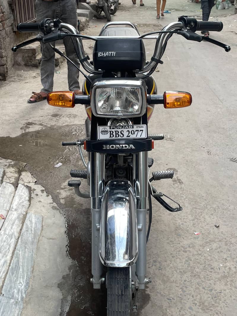 Handa CD 70 4