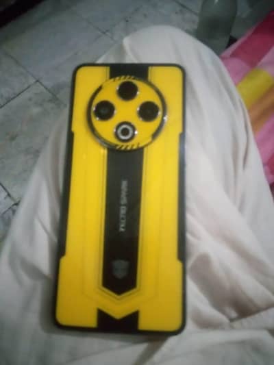 Tecno CAMON 30