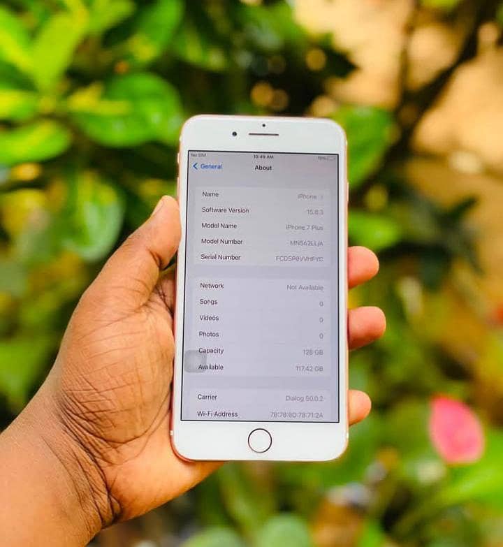 Apple iPhone 7 Plus 2