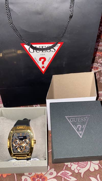 GUESS Phoenix GW0202G1 Men’s Watch – Slightly Used, Original Box