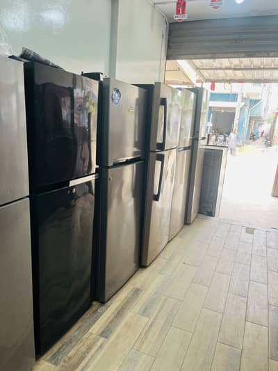 Different company refrigerator and defreezer