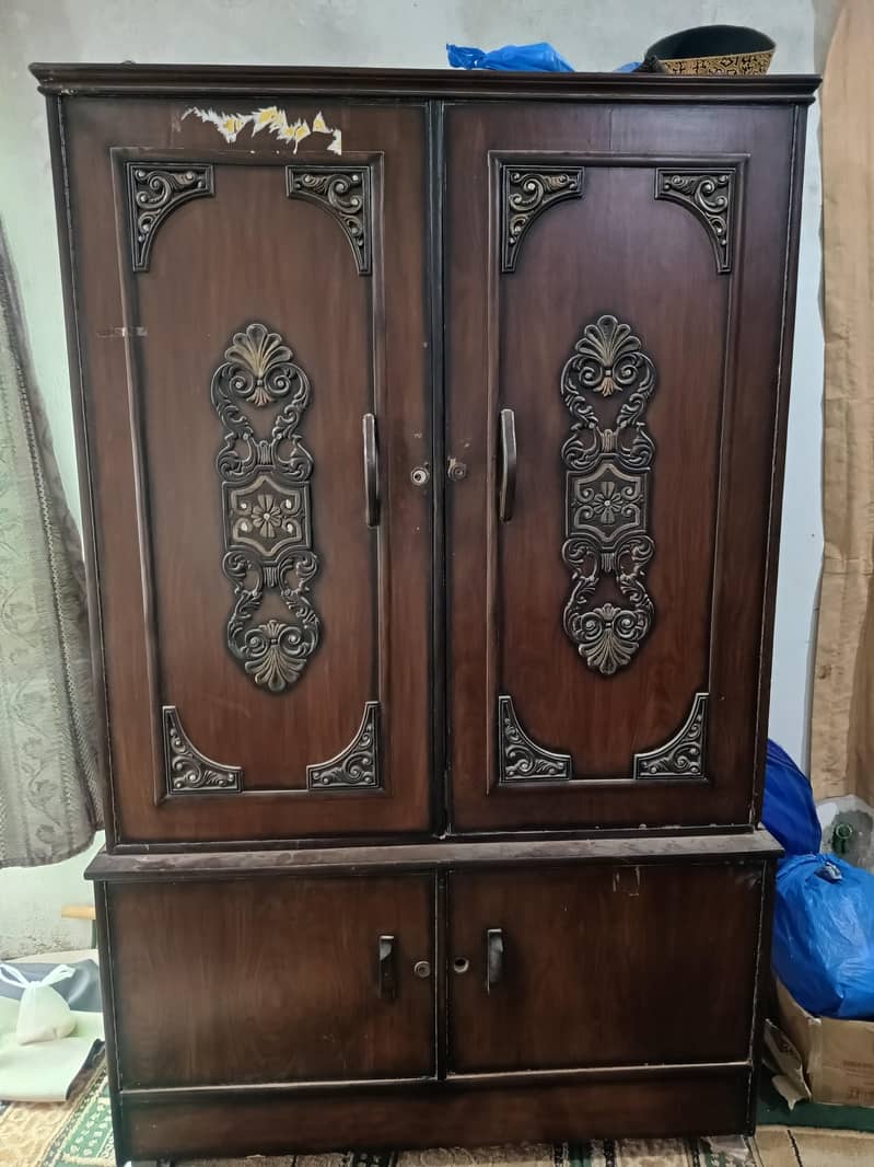 2 door wardrobe 0