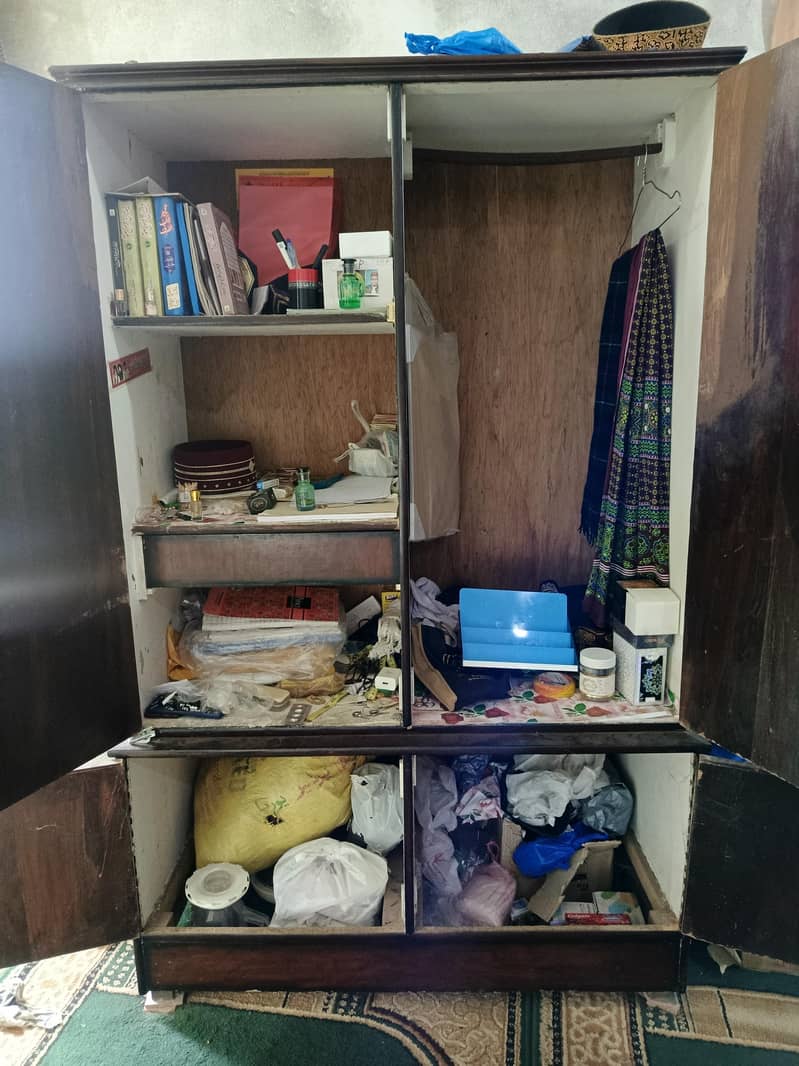 2 door wardrobe 3