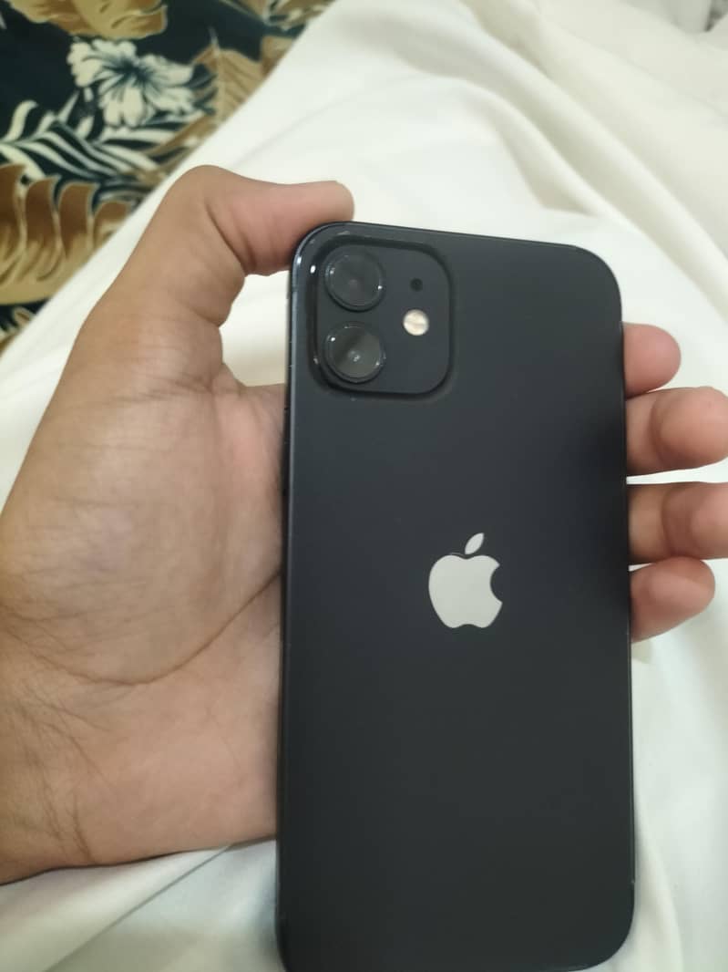 Apple iPhone 12 0