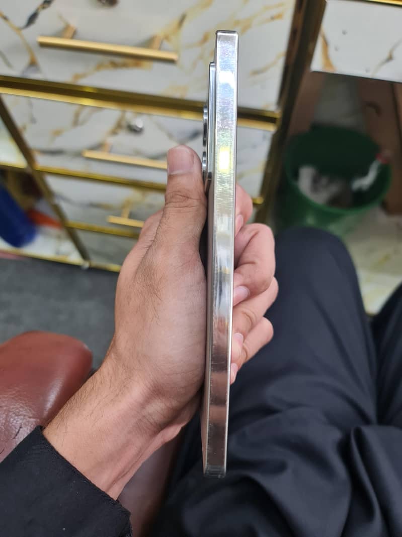 Infinix Note 40 1