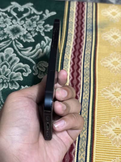 Apple iPhone 14