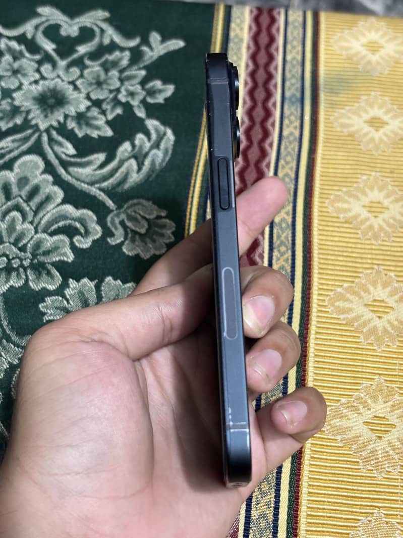 Apple iPhone 14 5