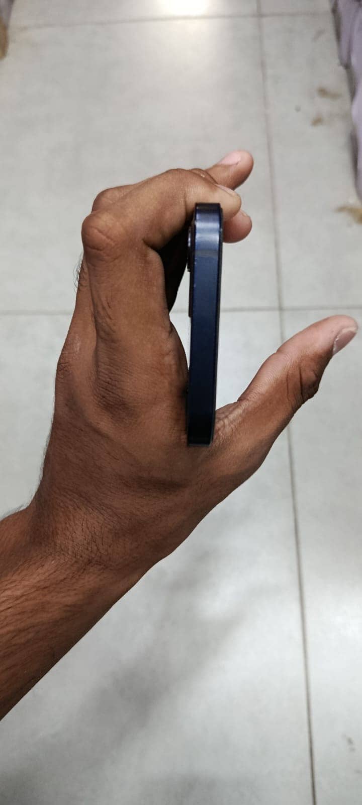 Apple iPhone 12 1