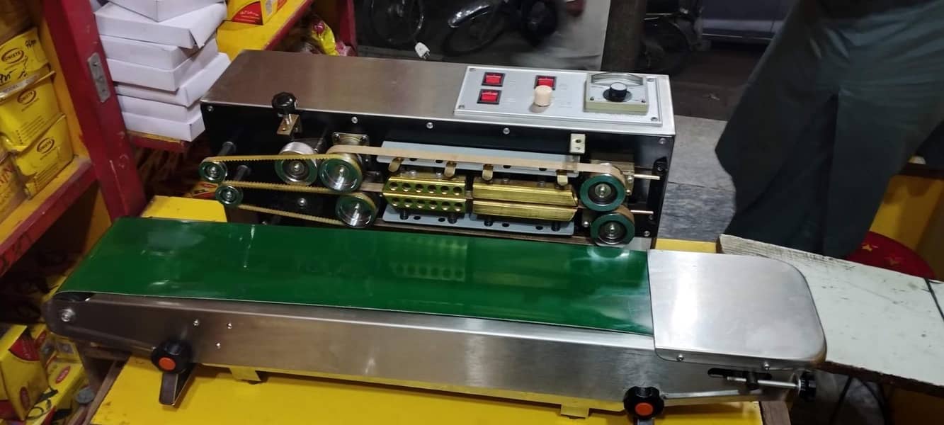 SEALING MACHINE 5