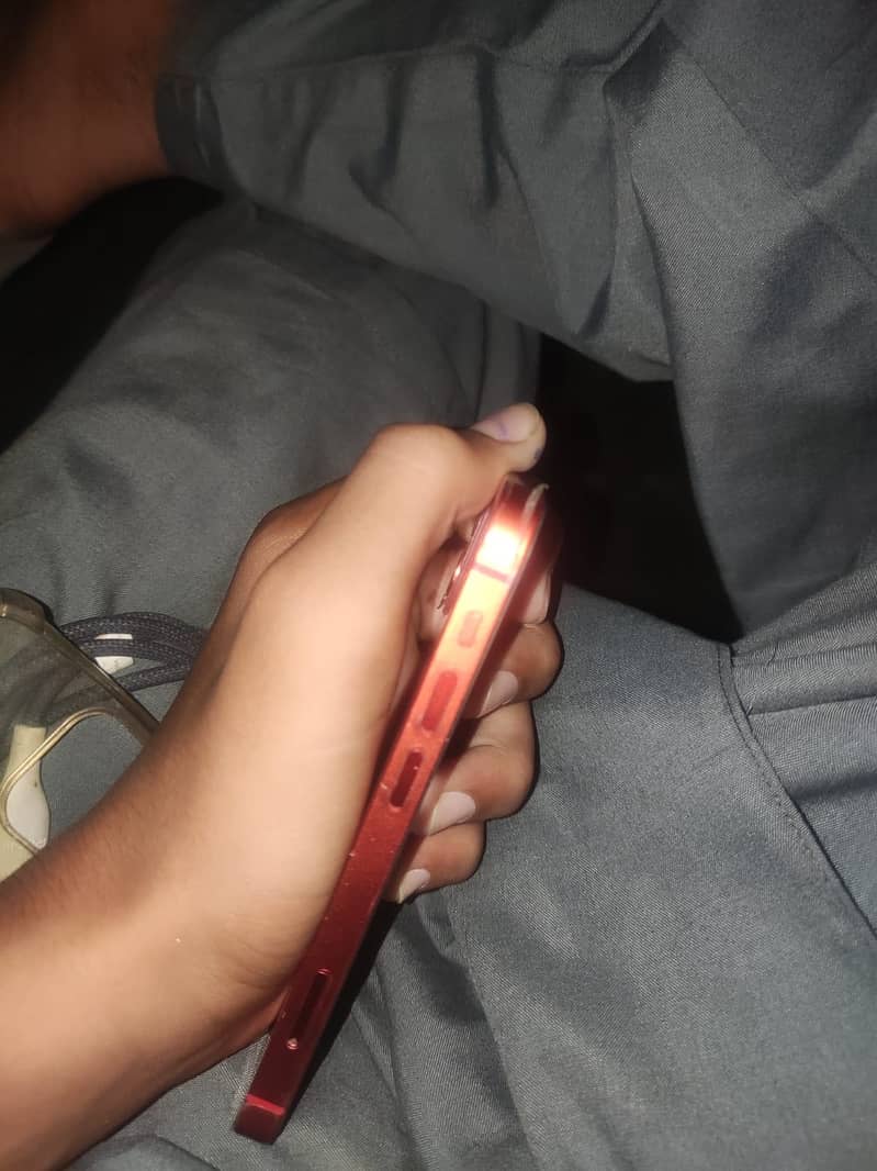 Apple iPhone 12 mini 3