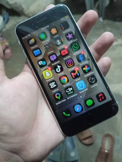 Apple iPhone SE
